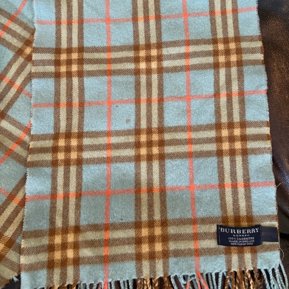 ✨BURBERRY Vintage Cashmere Check Print Scarf Authentic with CALL OUTS - Picture 4 of 9